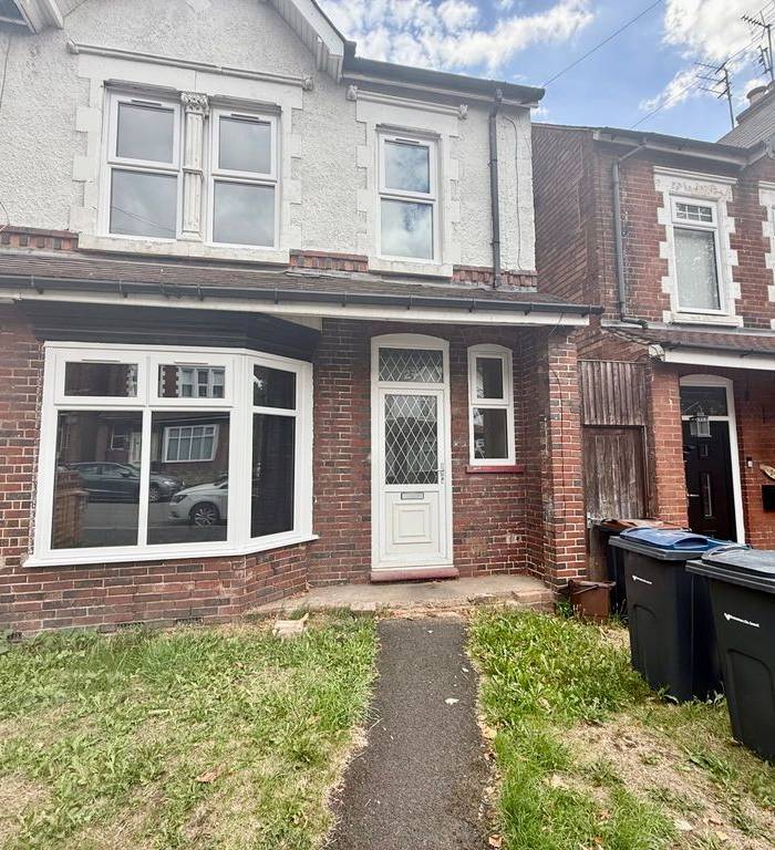 27 Ryland Road